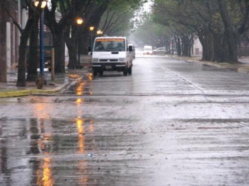 Poco beneficio deja lluvia